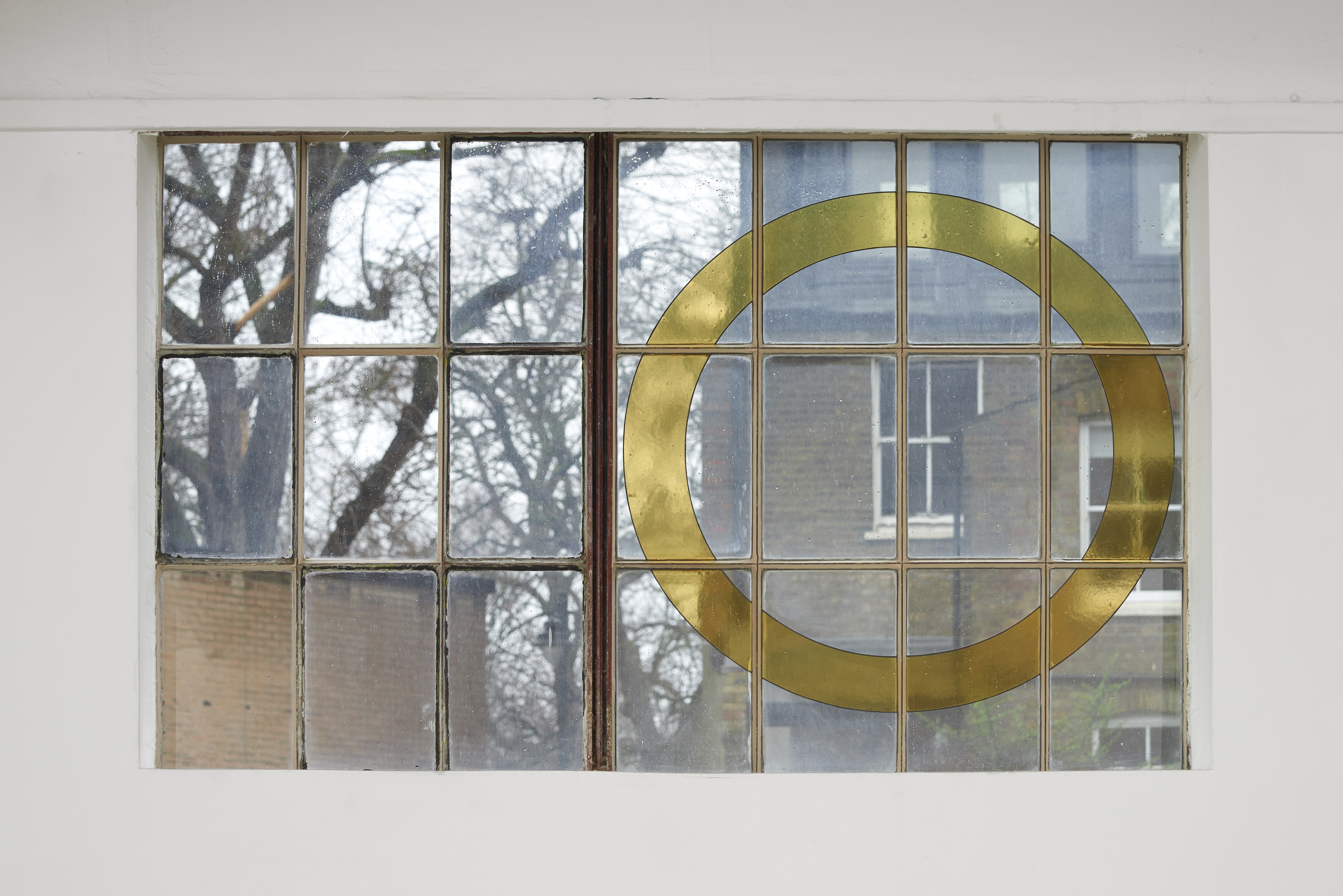 Joshua Leon, The Missing O and E at Chisenhale Gallery, photo 2