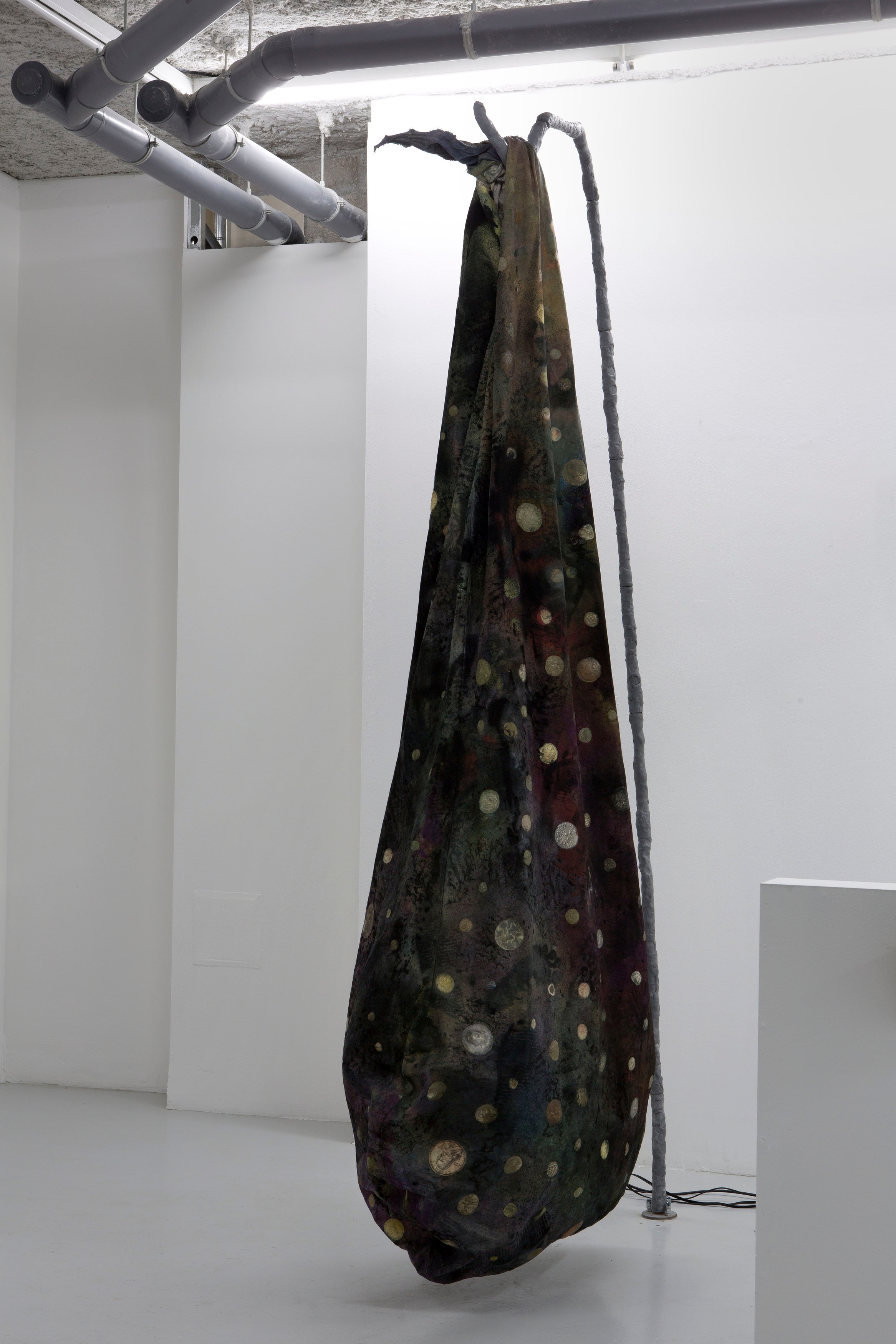 Always Yours. Des Objects Manqués. Des Monuments., Always Yours. Des Objects Manqués. Des Monuments. at Galerie Balice Hertling, photo 21