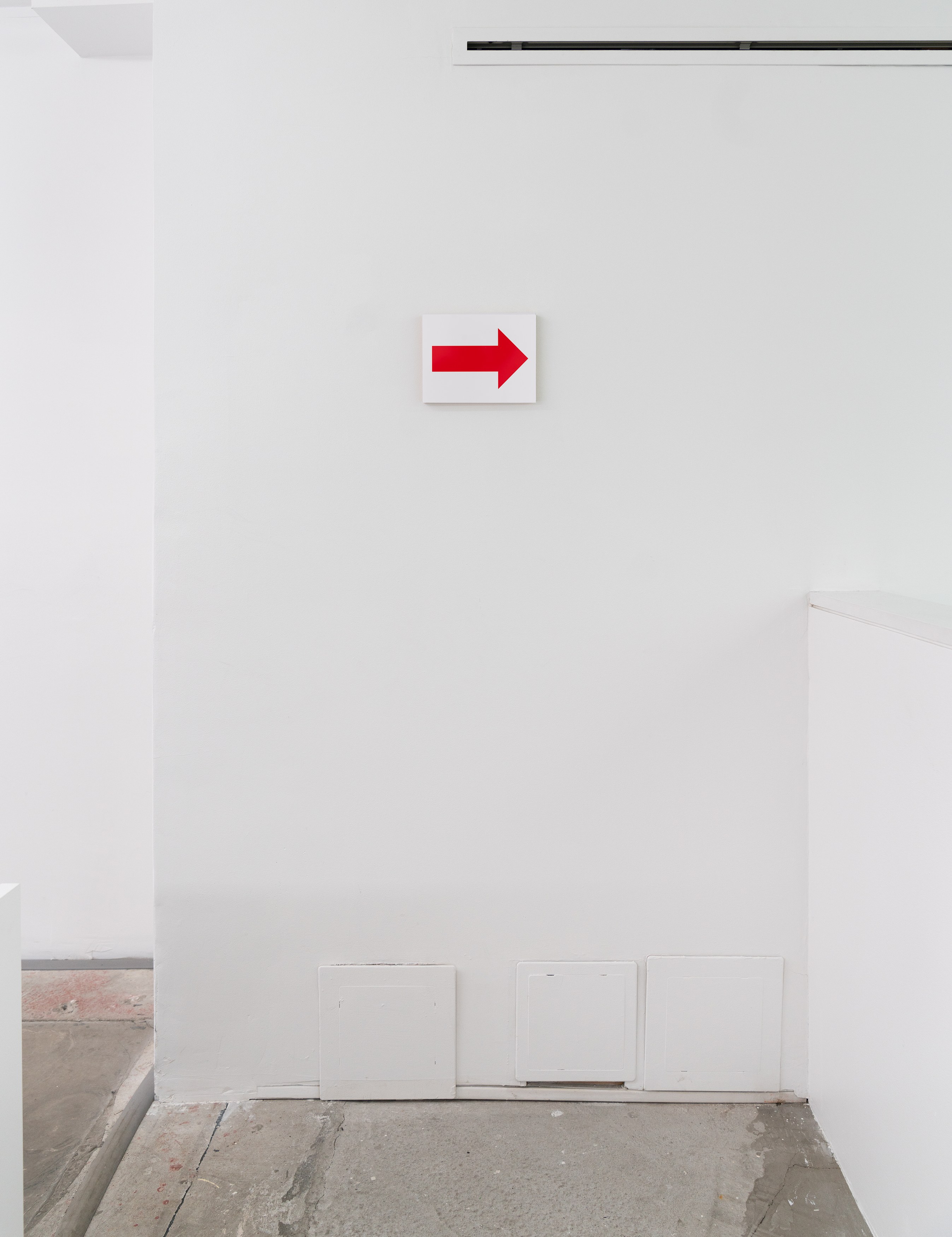 Hans Haacke, Louise Lawler, Untitled at Maxwell Graham, photo 3