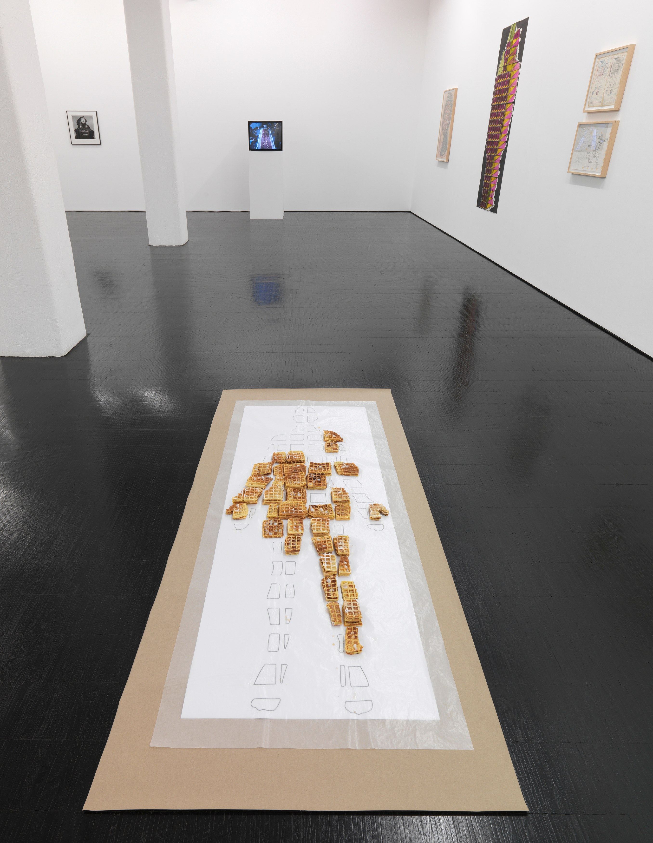 Geta Brătescu, Paul Neagu, Untitled at Trautwein Herleth, photo 4
