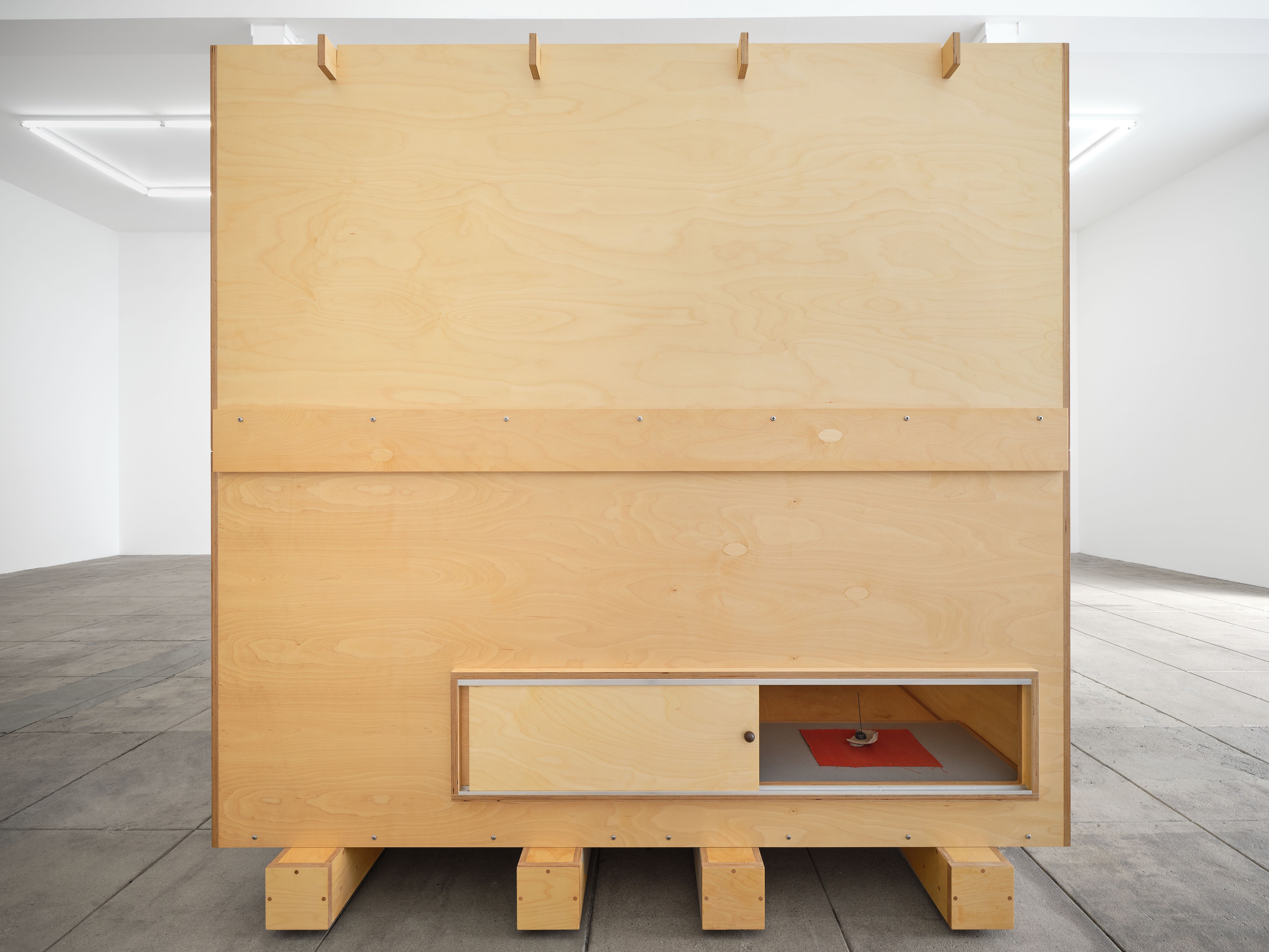 Susan Cianciolo, Gina Fischli, Caitlin Keogh, The Plume at Overduin and Kite, photo 26