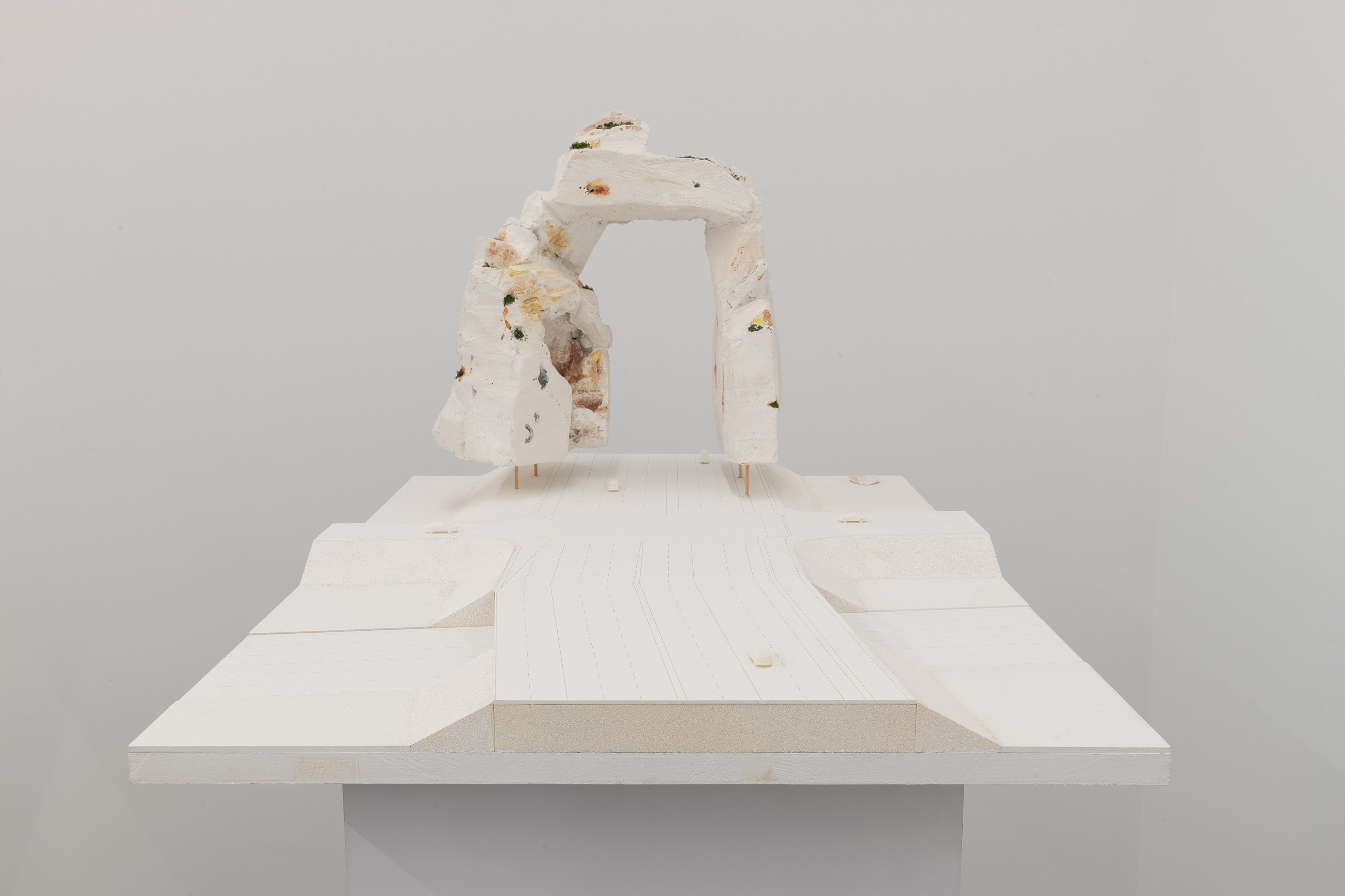 Isa Genzken, Projects for Outside — ISA USA at Galerie Buchholz, Berlin, photo 14