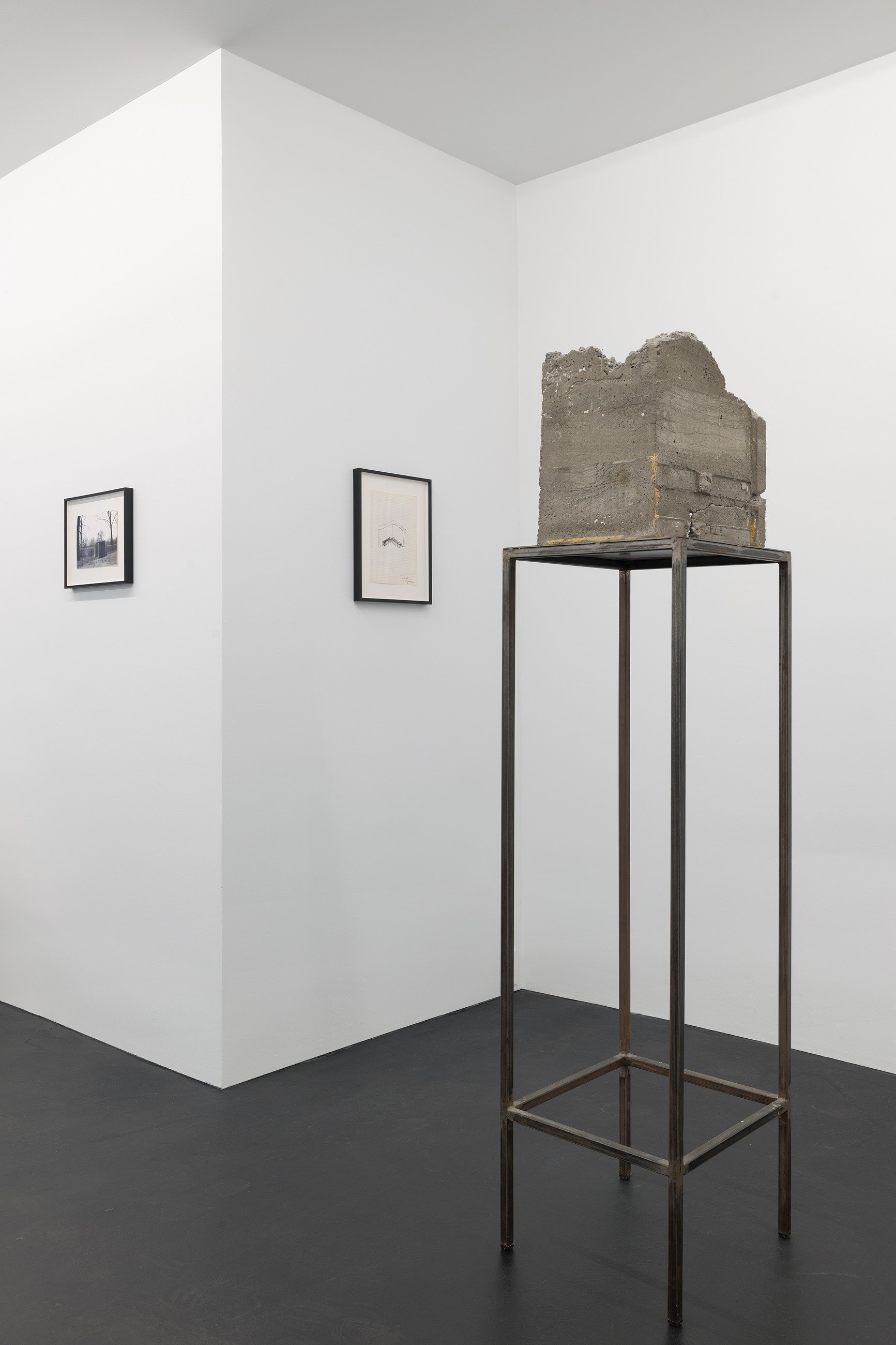 Isa Genzken, Projects for Outside — ISA USA at Galerie Buchholz, Berlin, photo 17
