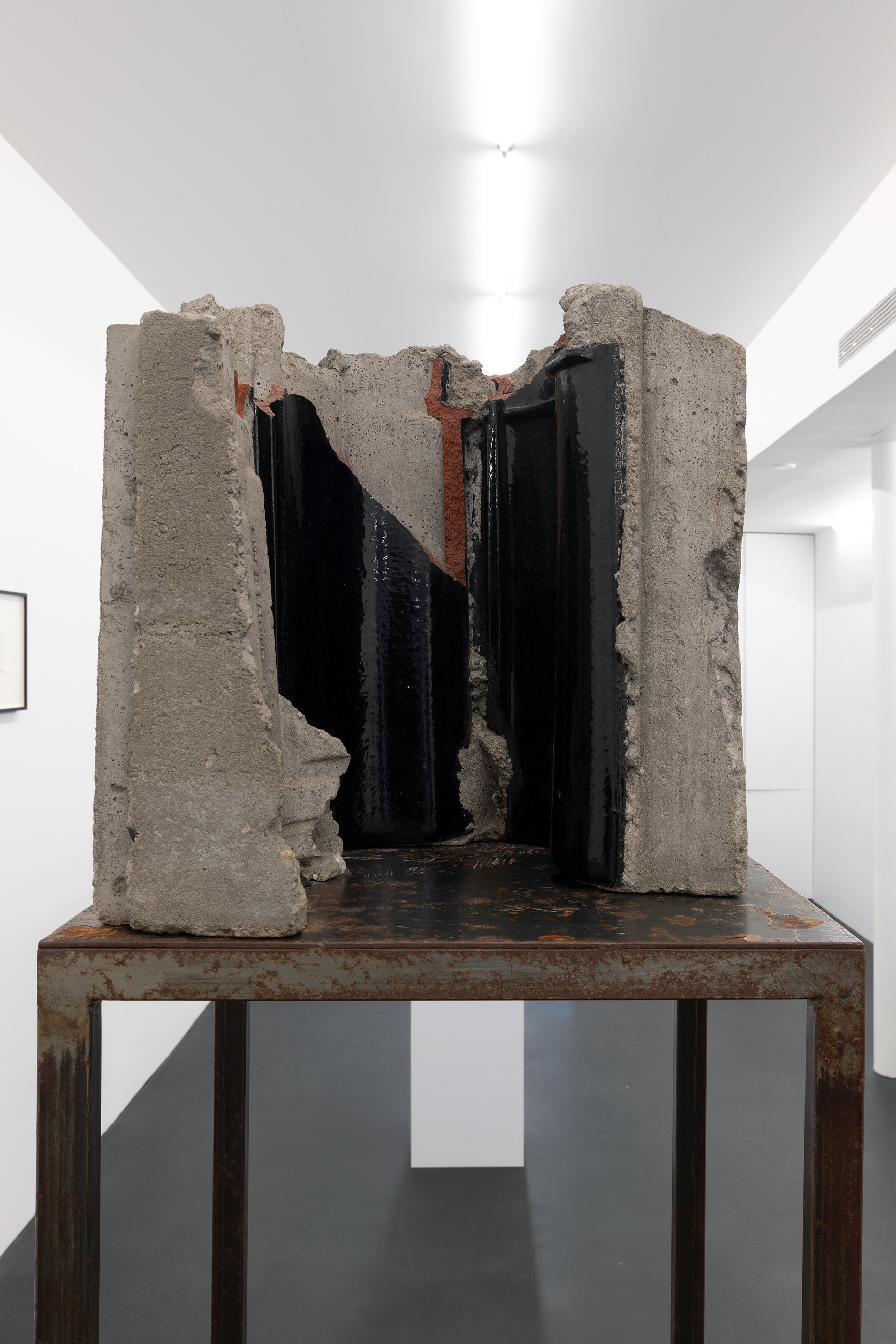Isa Genzken, Projects for Outside — ISA USA at Galerie Buchholz, Berlin, photo 23
