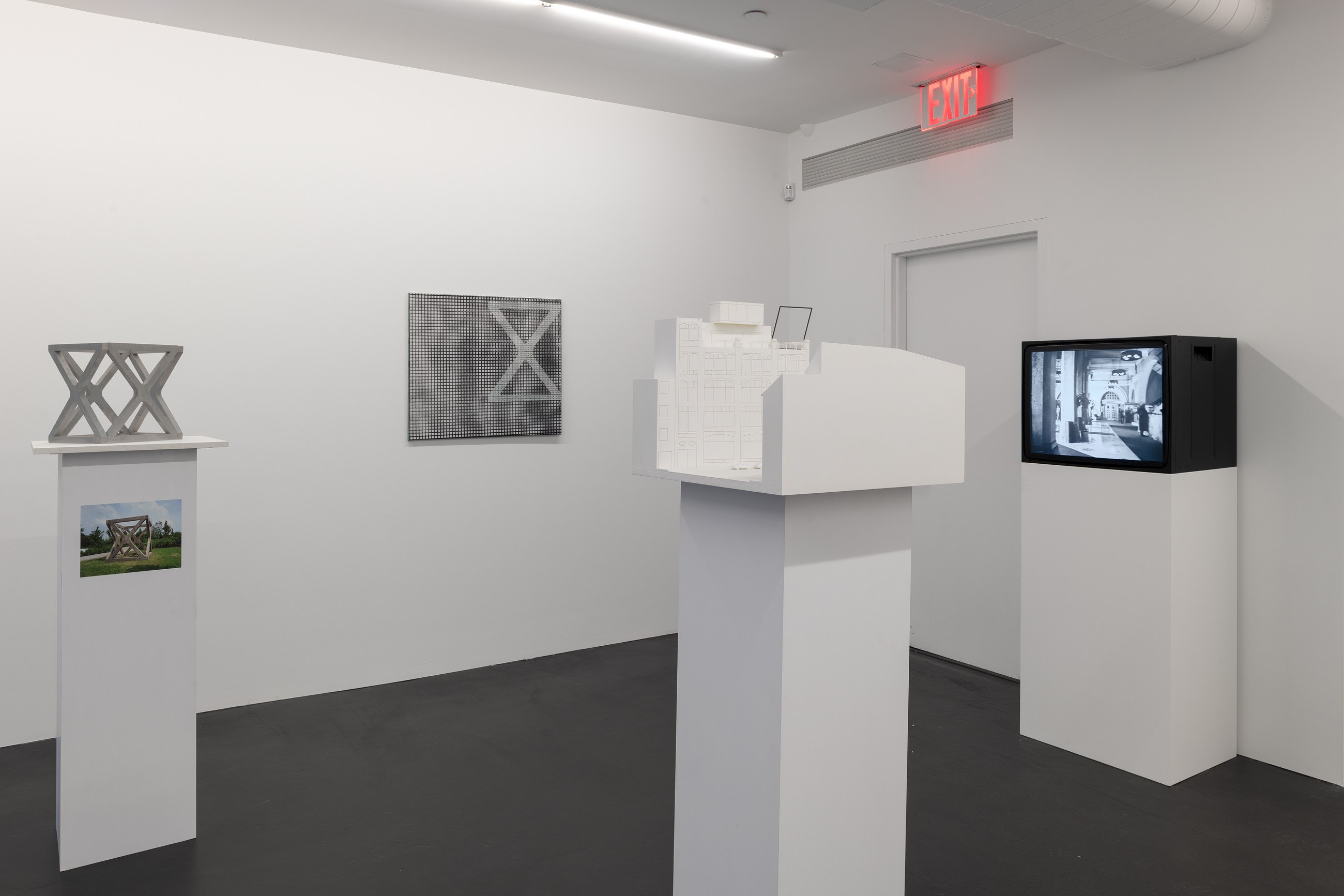Isa Genzken, Projects for Outside — ISA USA at Galerie Buchholz, Berlin, photo 44