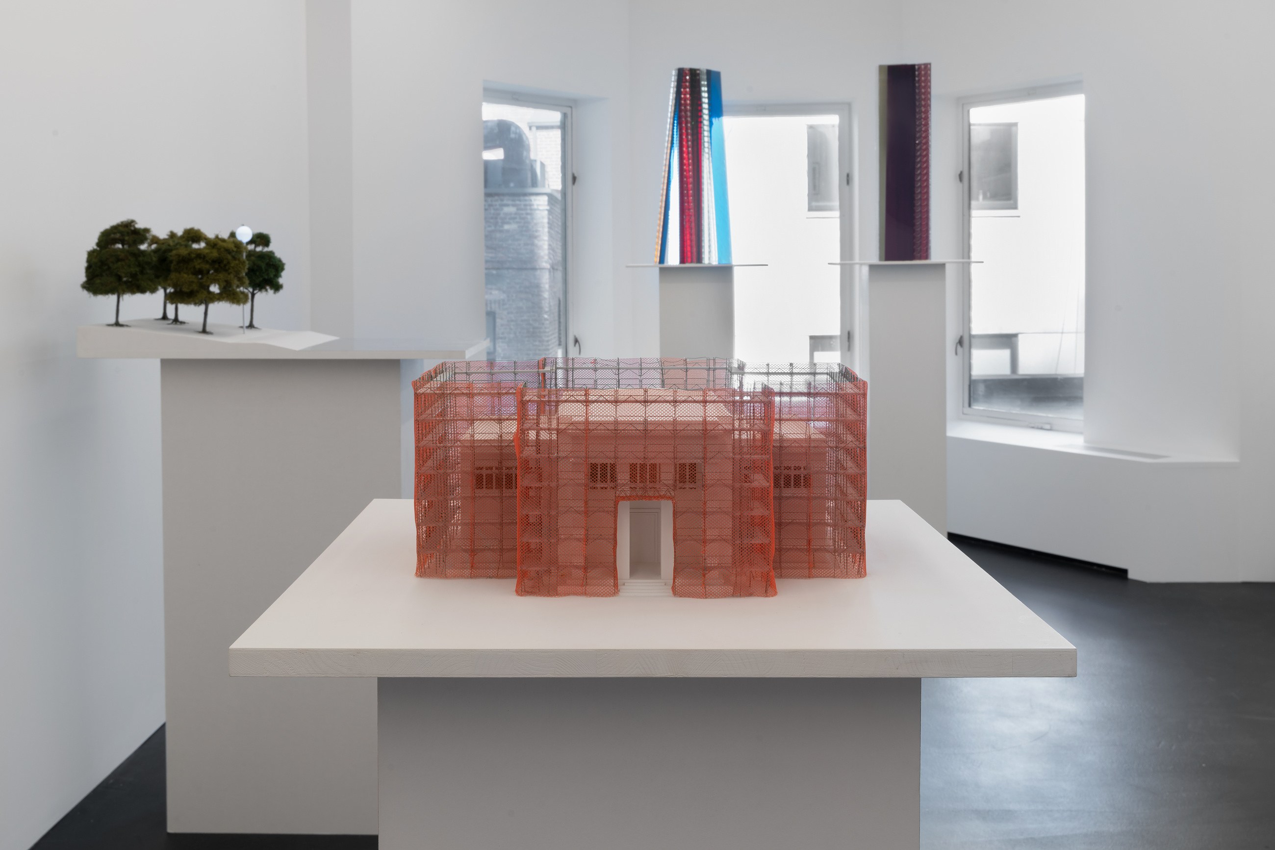 Isa Genzken, Projects for Outside — ISA USA at Galerie Buchholz, Berlin, photo 89