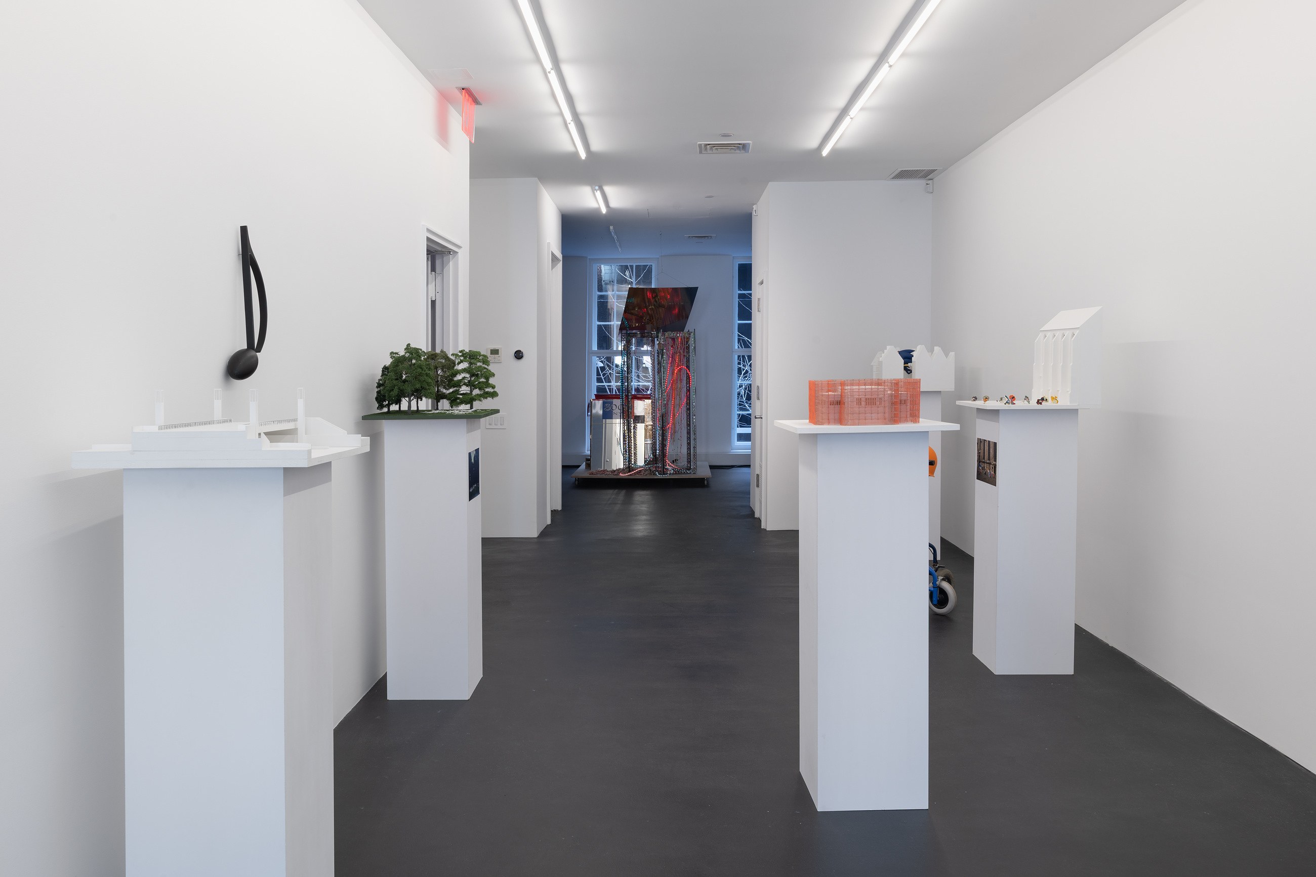 Isa Genzken, Projects for Outside — ISA USA at Galerie Buchholz, Berlin, photo 98