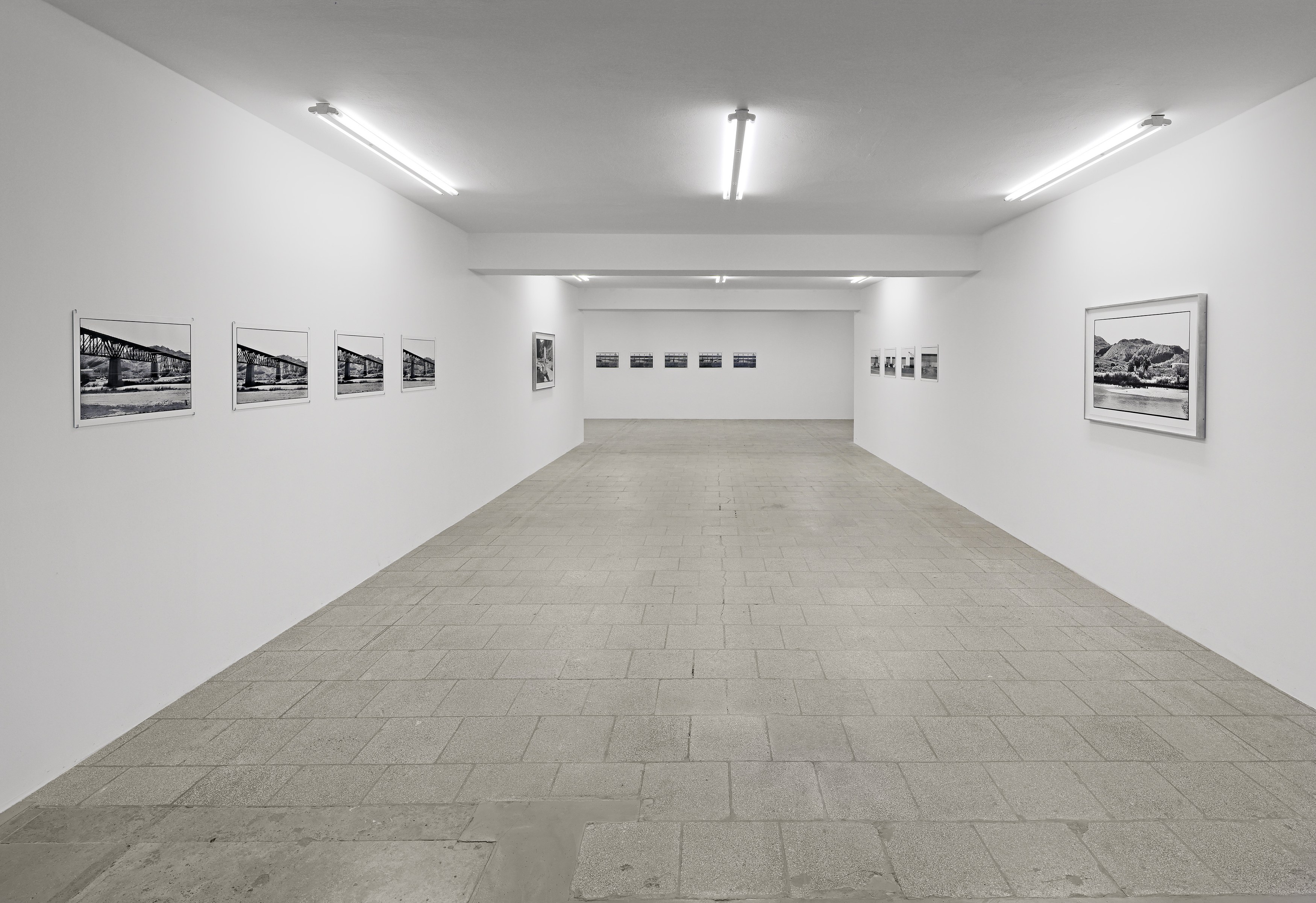 Zoe Leonard, A View from the Levee at Capitain Petzel, photo 11