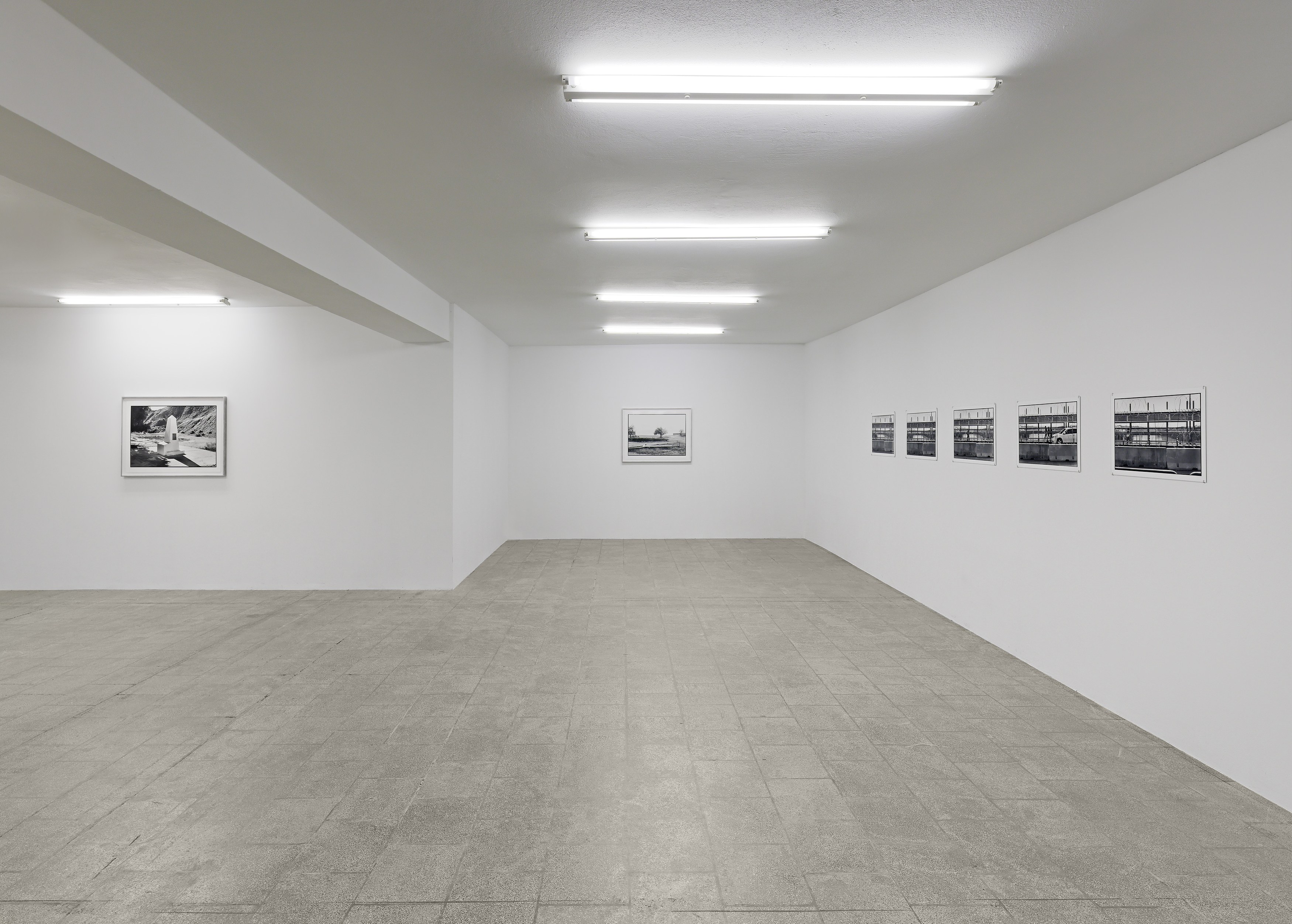 Zoe Leonard, A View from the Levee at Capitain Petzel, photo 14