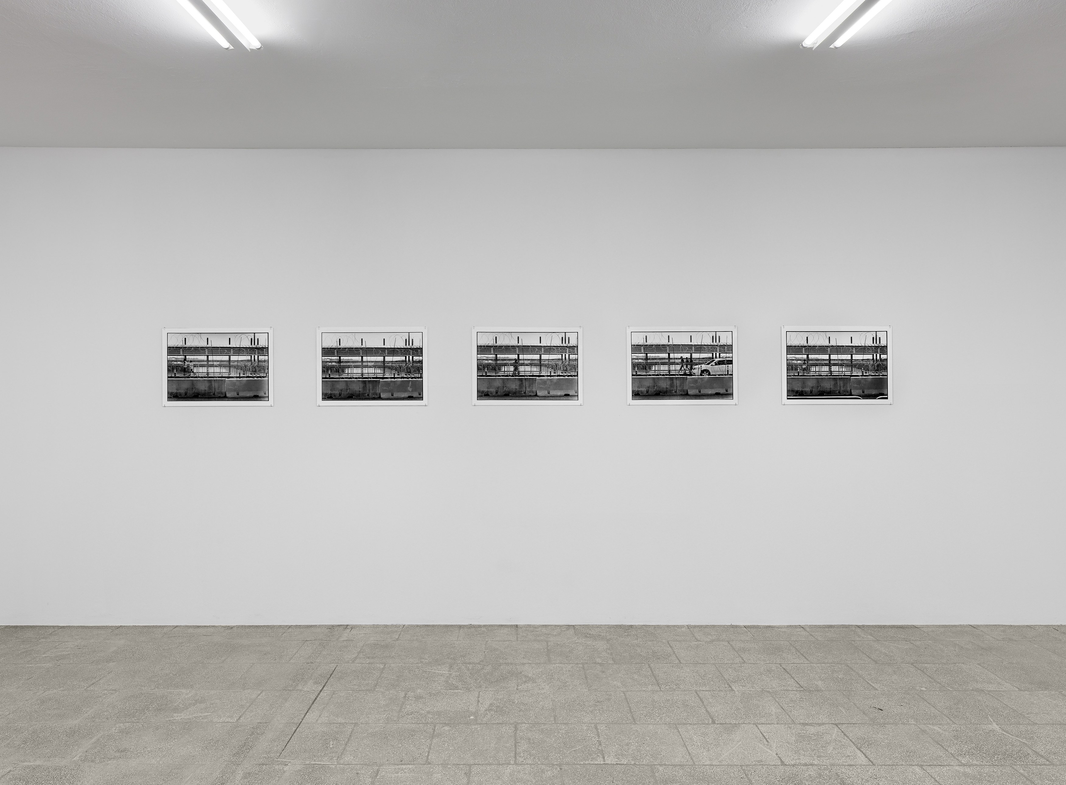 Zoe Leonard, A View from the Levee at Capitain Petzel, photo 16
