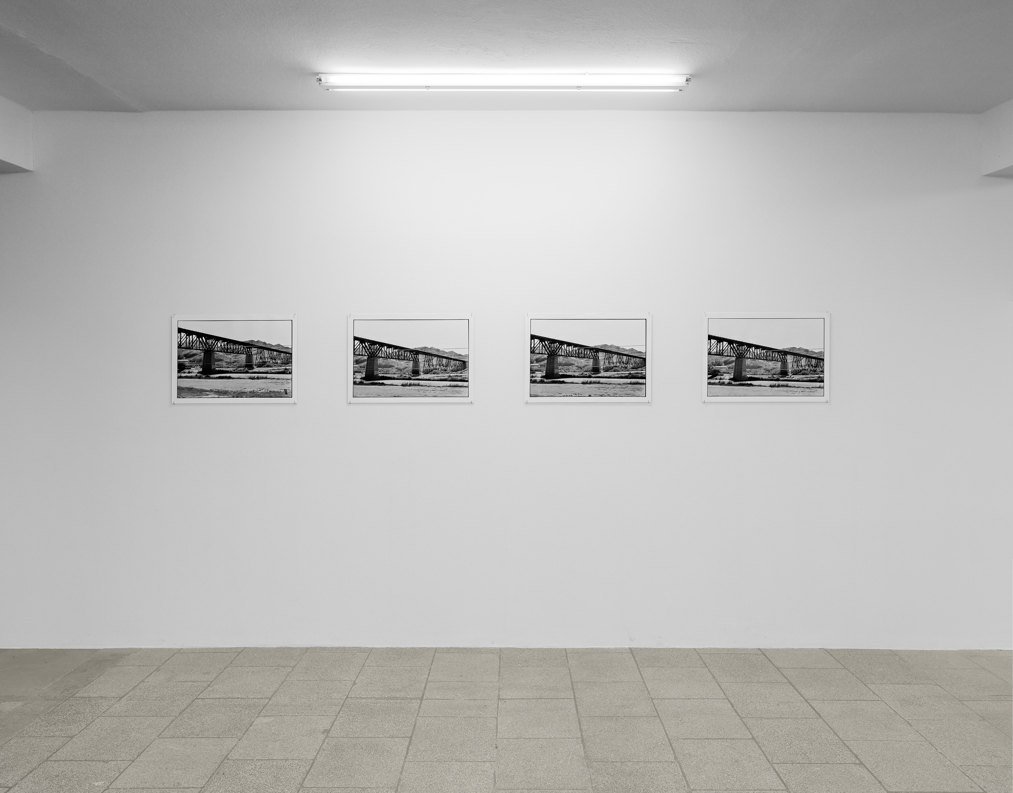 Zoe Leonard, A View from the Levee at Capitain Petzel, photo 17