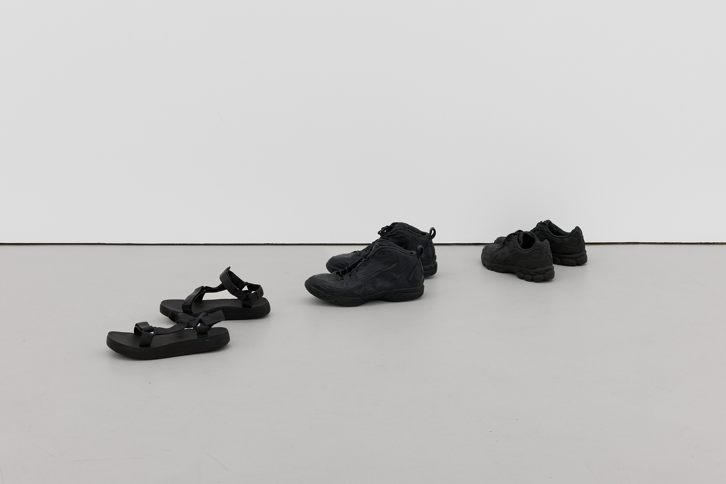 Fiona Connor, I haven't arrived yet, Closed Down Clubs at Studio M, photo 4