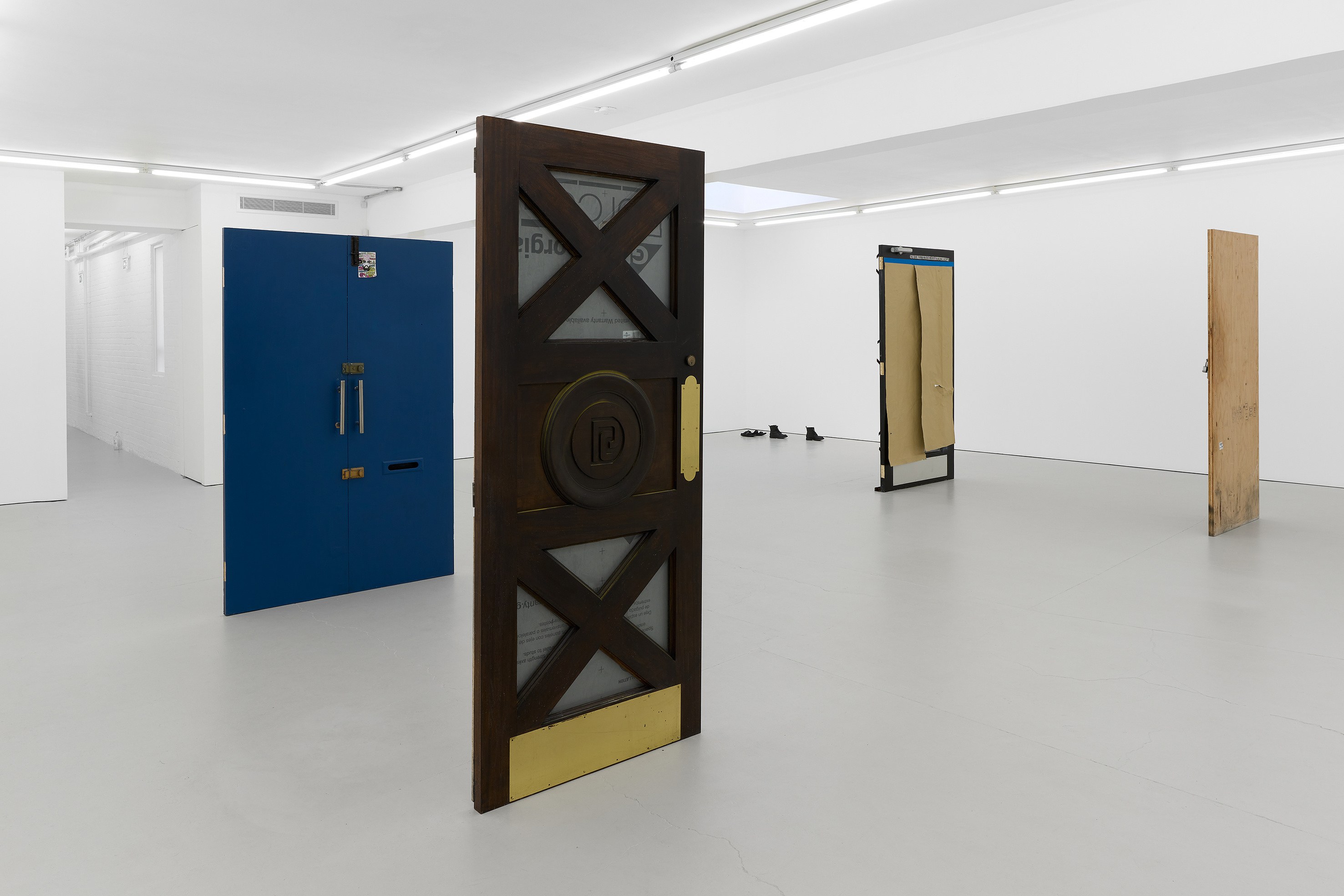 Fiona Connor, I haven't arrived yet, Closed Down Clubs at Studio M, photo 2