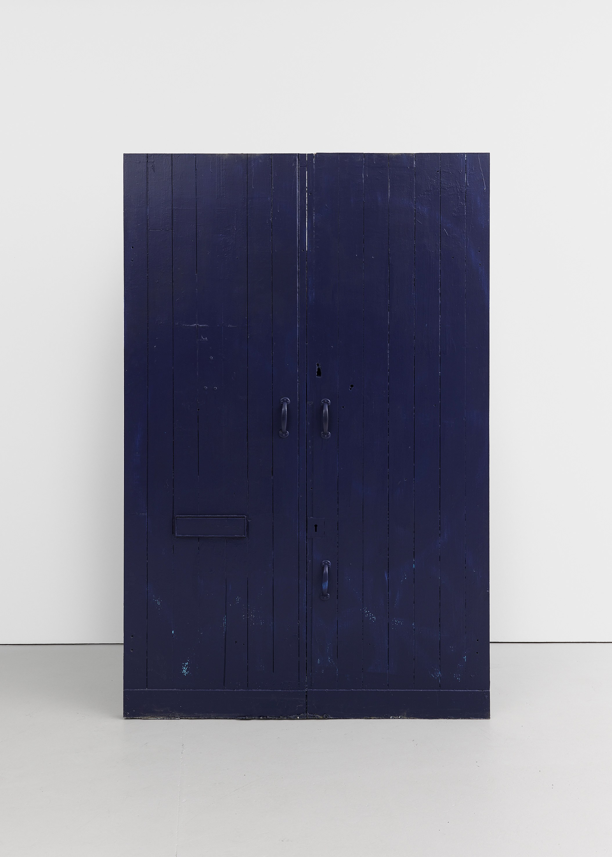 Fiona Connor, I haven't arrived yet, Closed Down Clubs at Studio M, photo 10