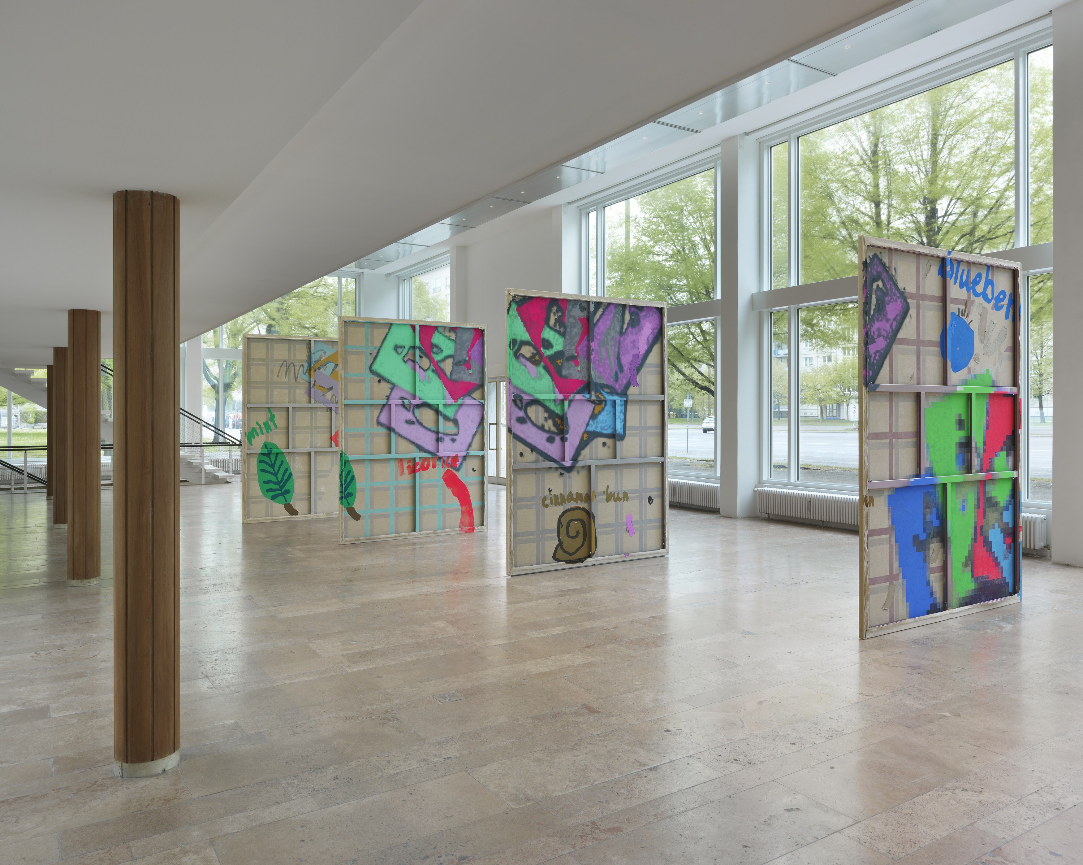 Laura Owens, Untitled at Capitain Petzel, photo 10
