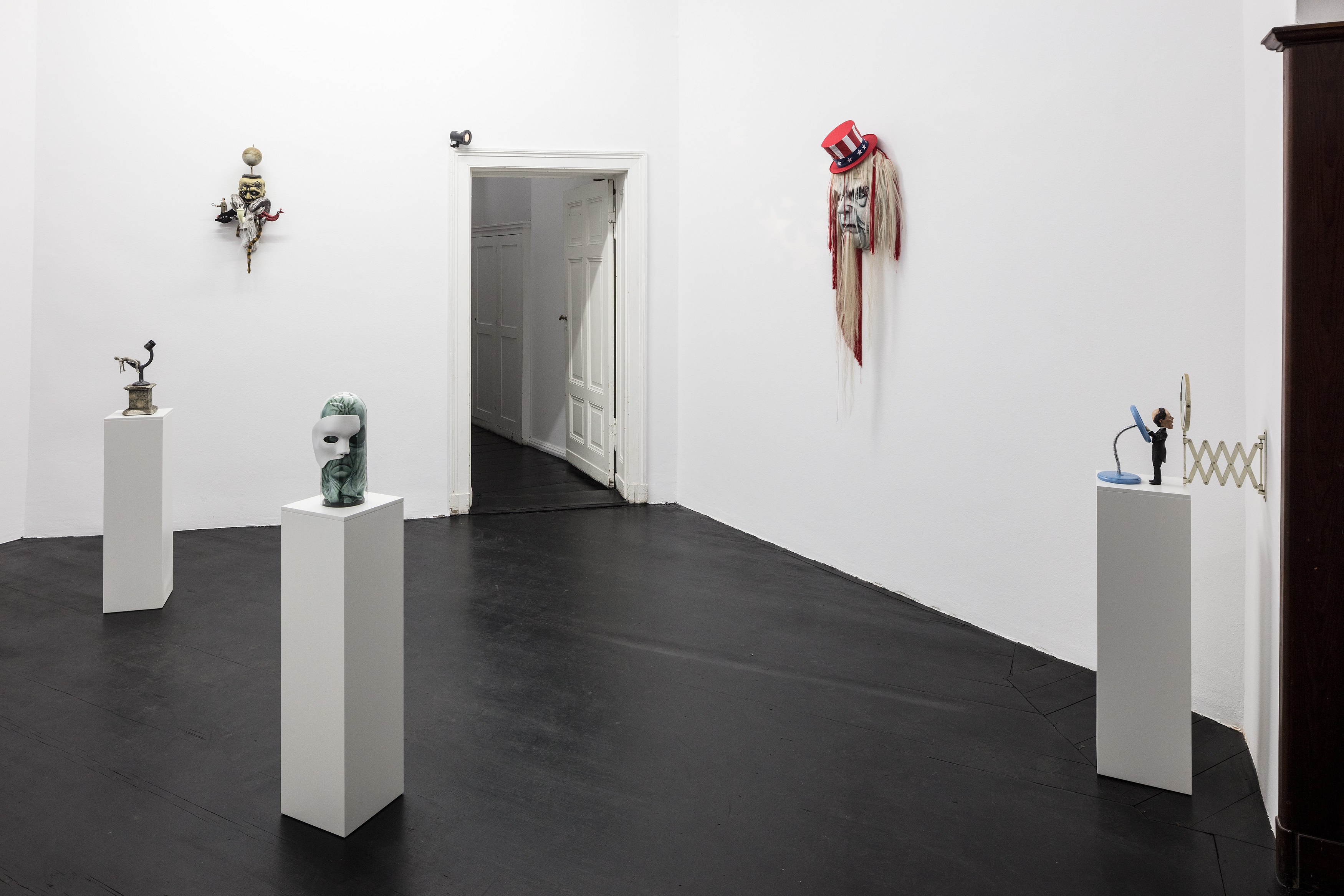 Danny McDonald, Search Parameters at Isabella Bortolozzi, photo 3