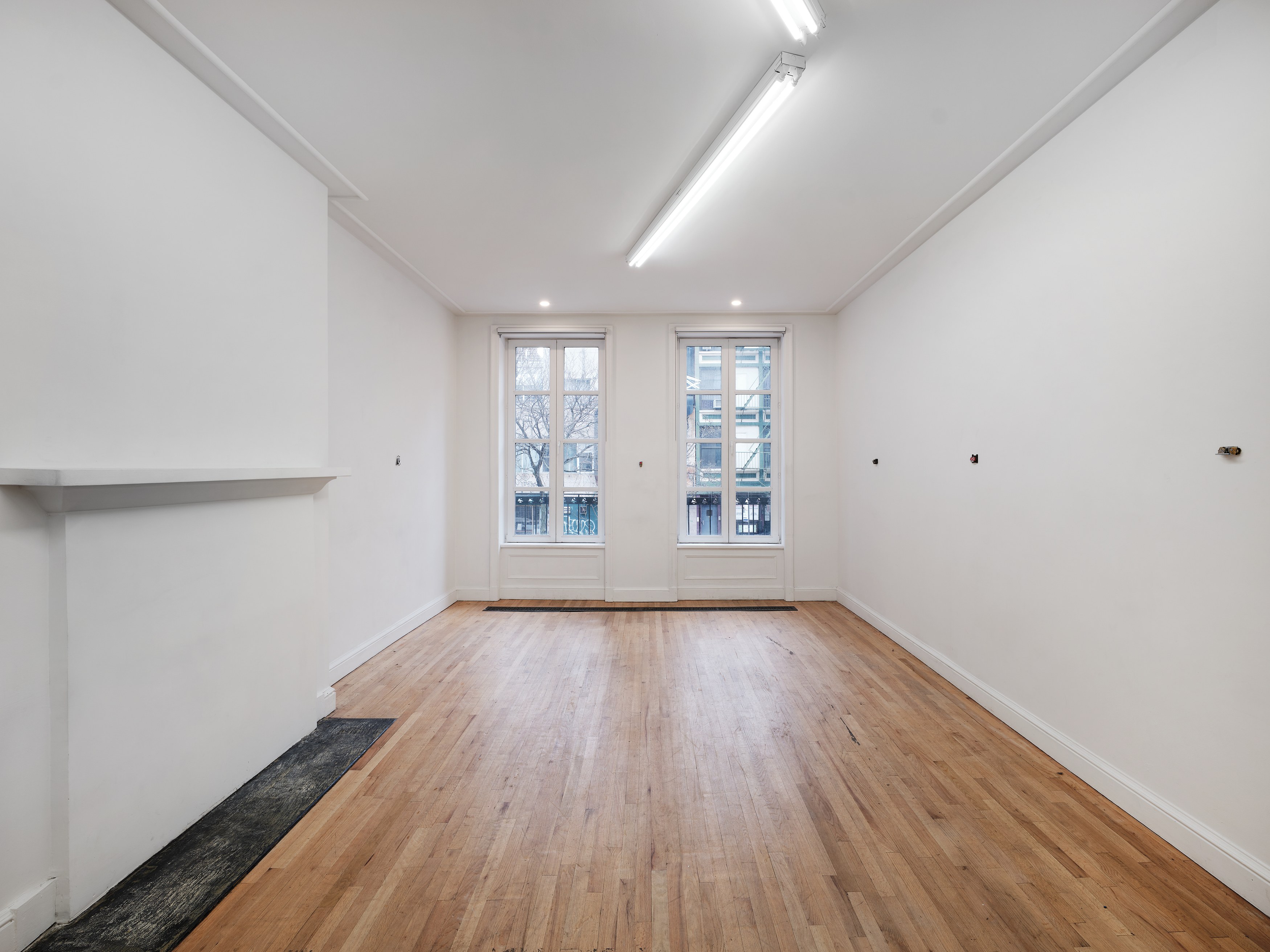 Michael Ross, Industria Crepusculum at Galerie Timonier, photo 9