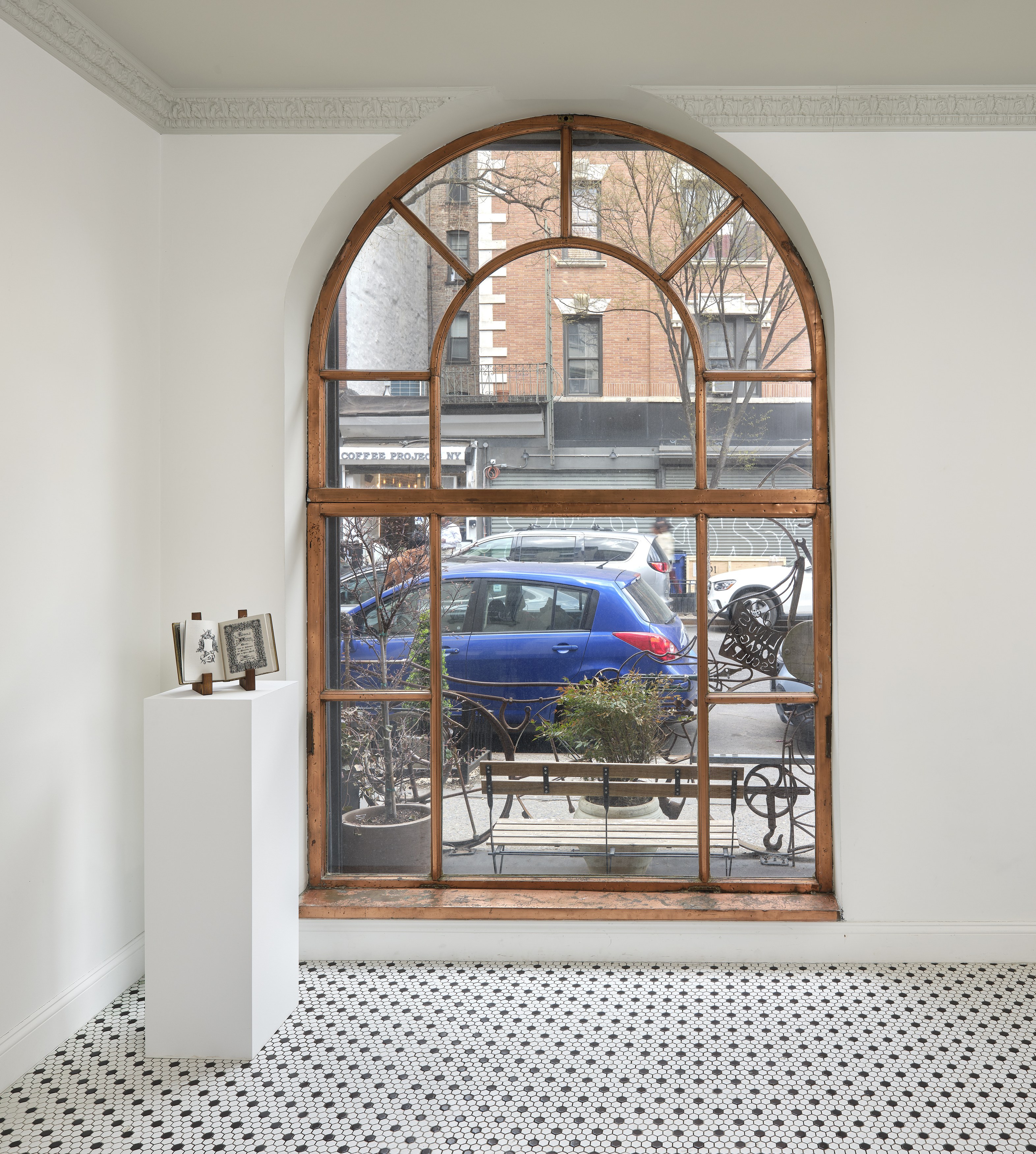 Jennifer Carvalho, Vestige at Slip House, photo 7