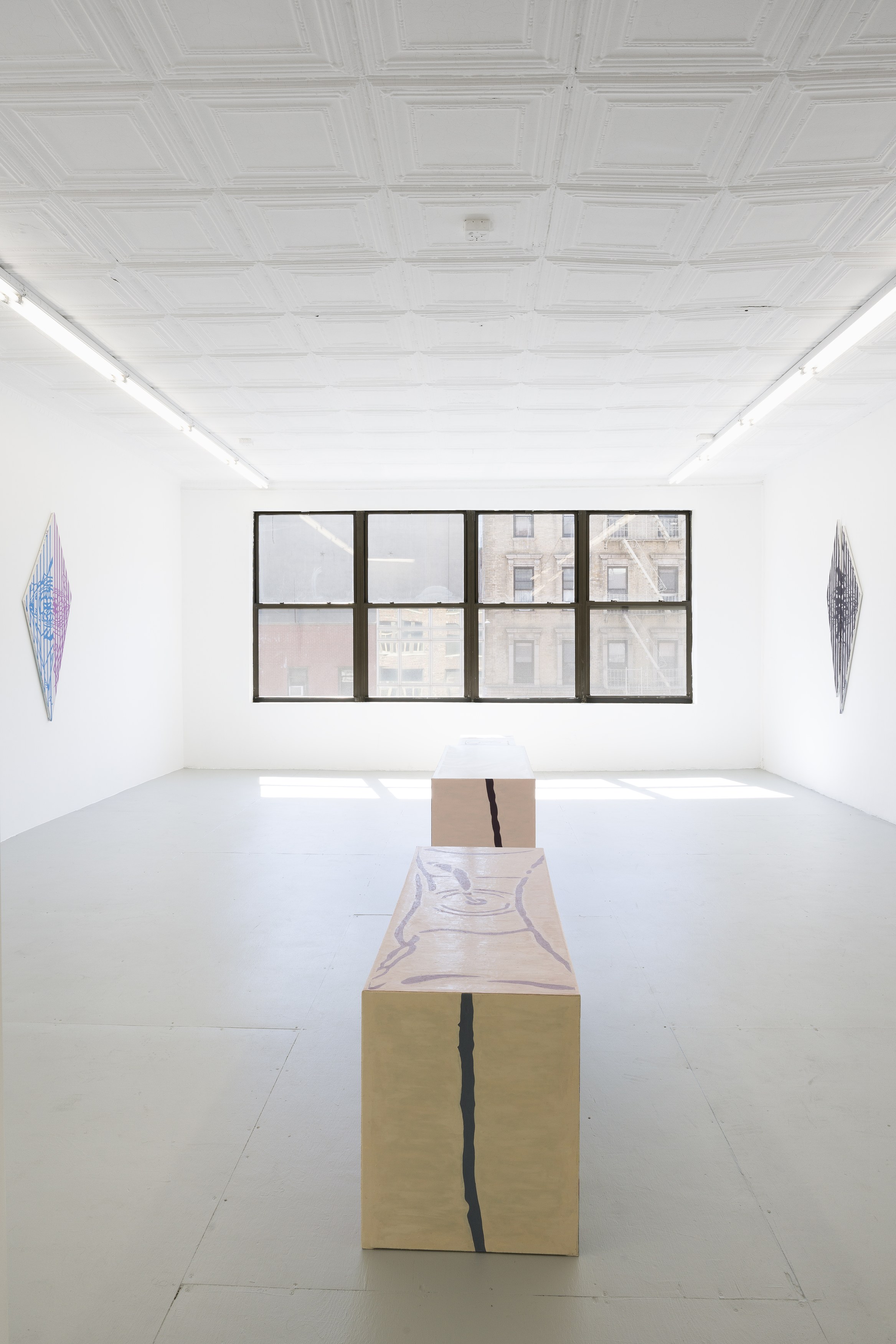 Matthew Pang, Looking in the Bottle at Ulrik, photo 7
