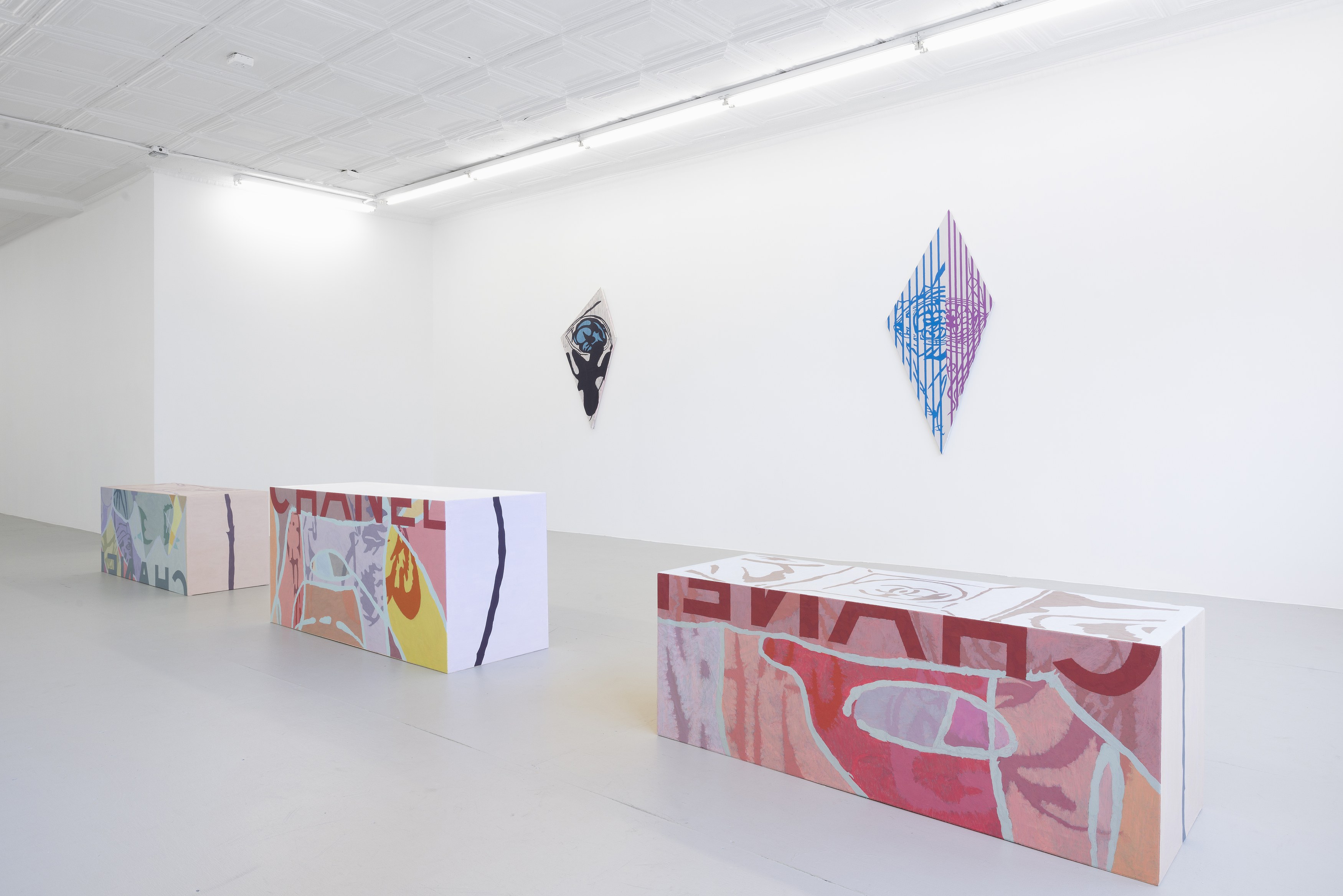 Matthew Pang, Looking in the Bottle at Ulrik, photo 17