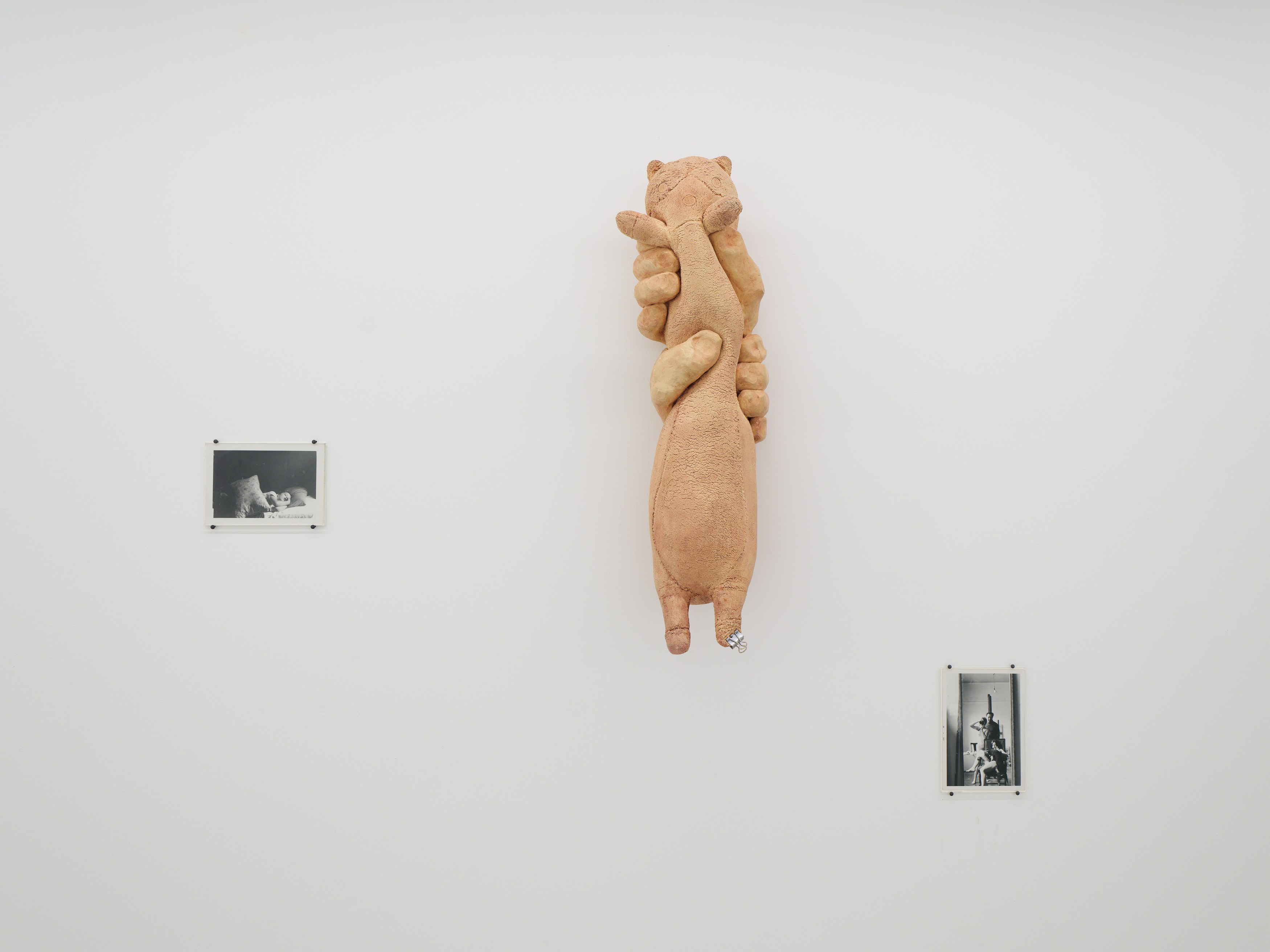 Donna Gottschalk, Liz Magor, Entre ses mains at Marcelle Alix, photo 19