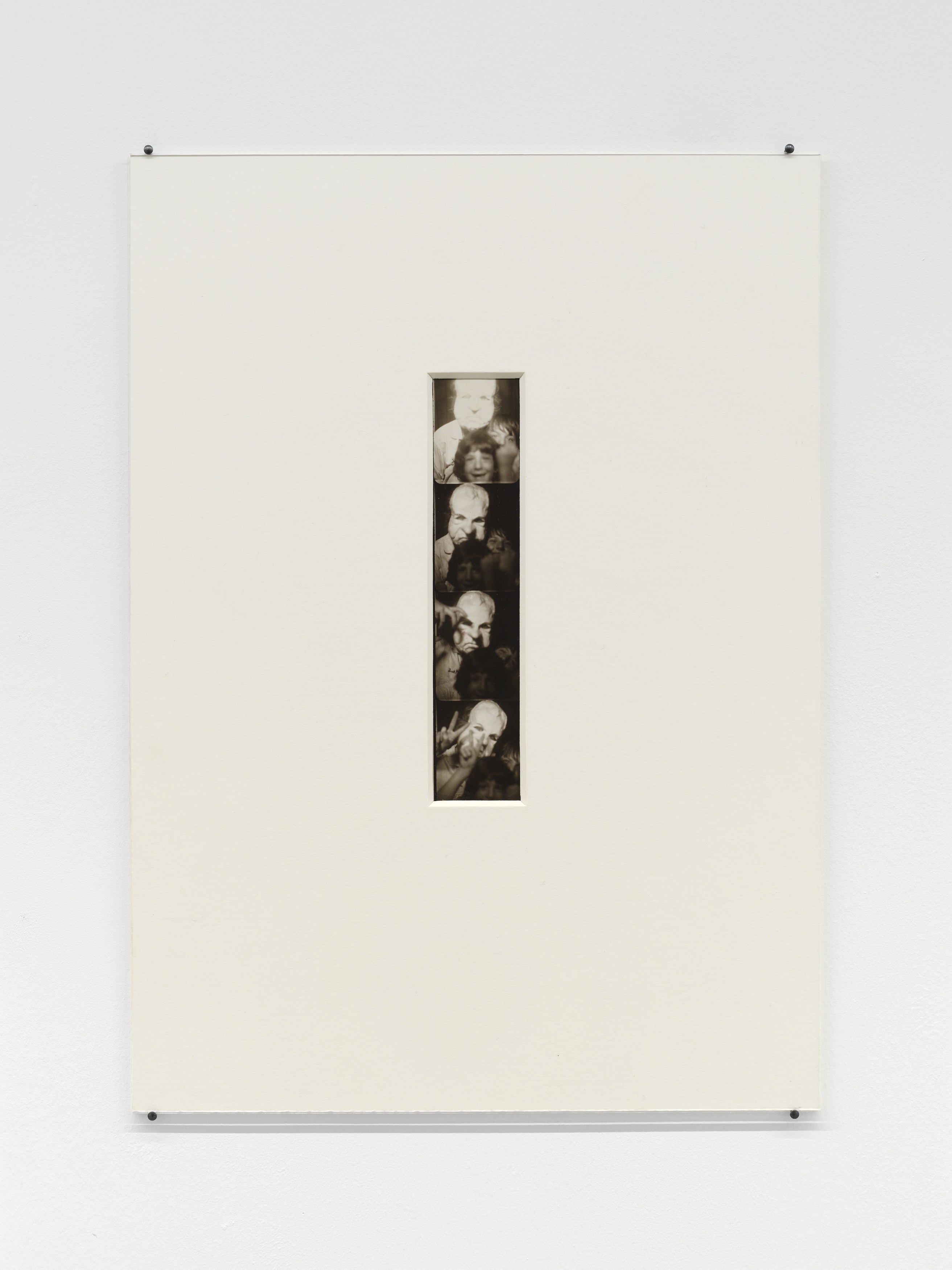 Donna Gottschalk, Liz Magor, Entre ses mains at Marcelle Alix, photo 25